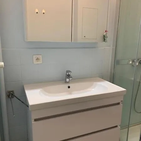 'marianne' - 2 Bedroom With Seaview Apartamento